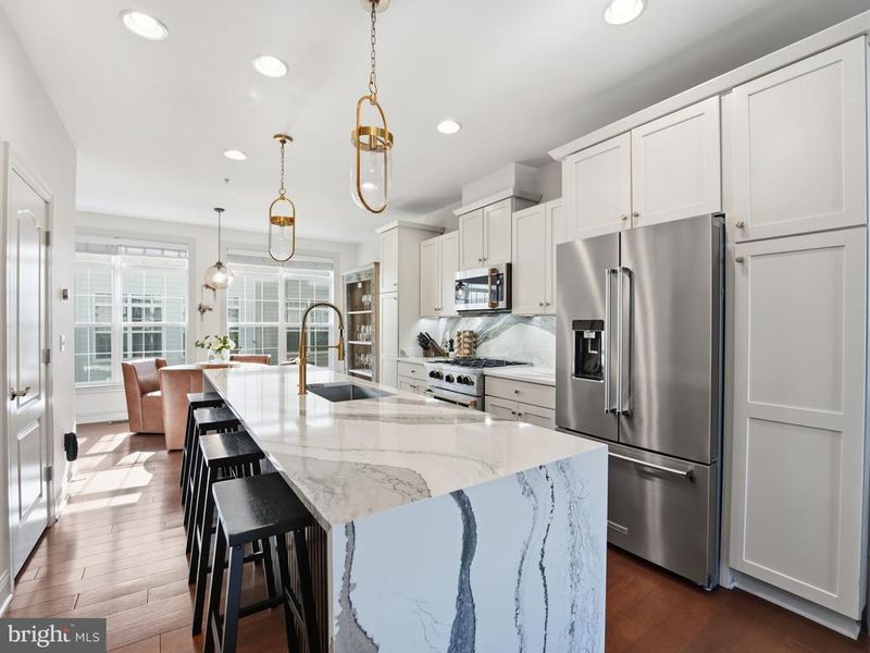 308 George Mason Dr N, Arlington, VA 22203