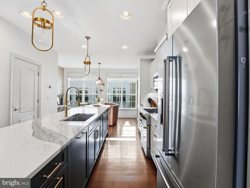 308 George Mason Dr N, Arlington, VA 22203