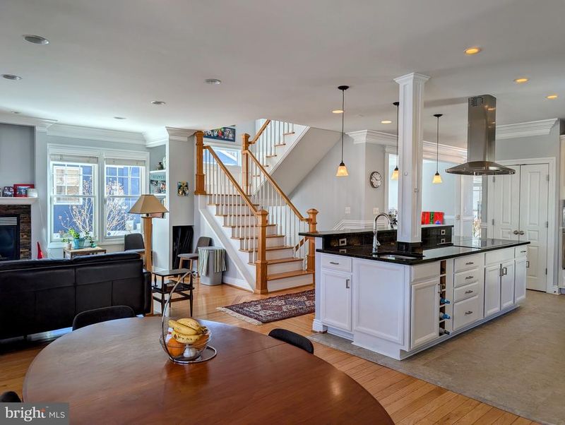 2915 Jennings Rd, Kensington, MD 20895