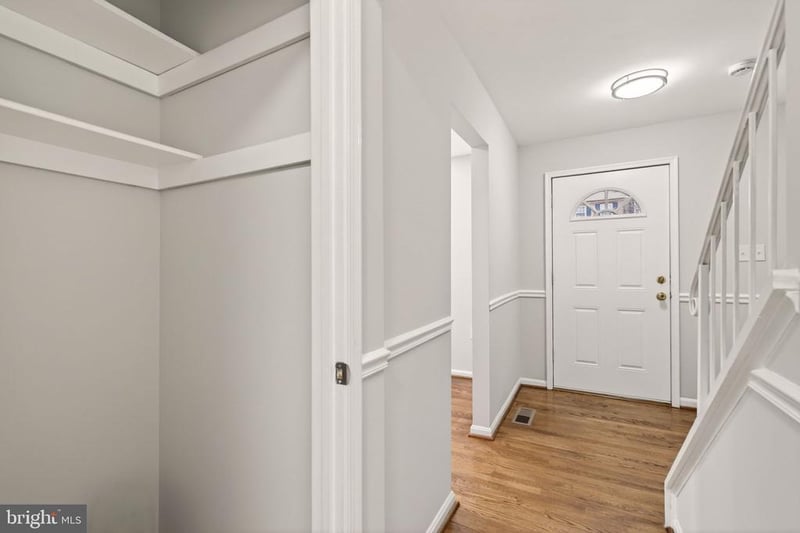 8219 Doctor Craik Ct, Alexandria, VA 22306