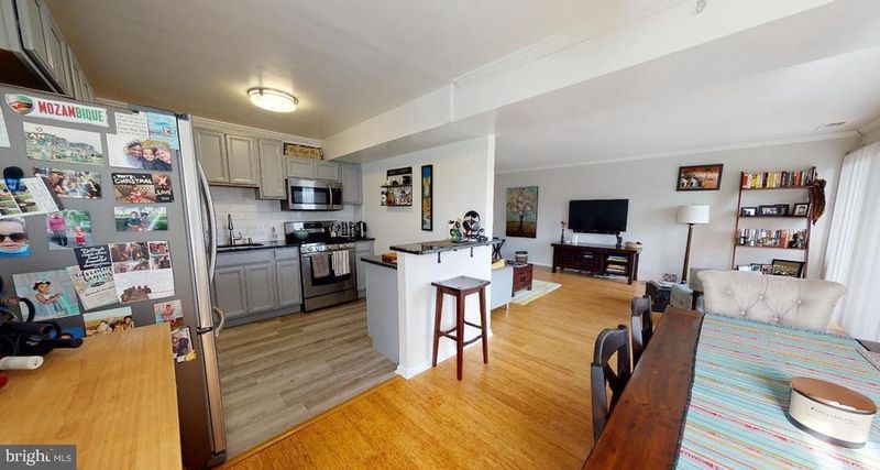 31 Canterbury Sq #302, Alexandria, VA 22304