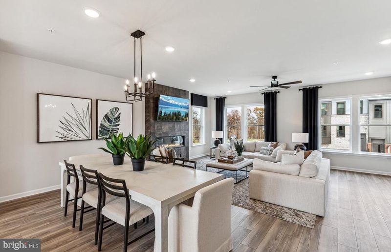 42626 Waxpool Rd, Ashburn, VA 20148