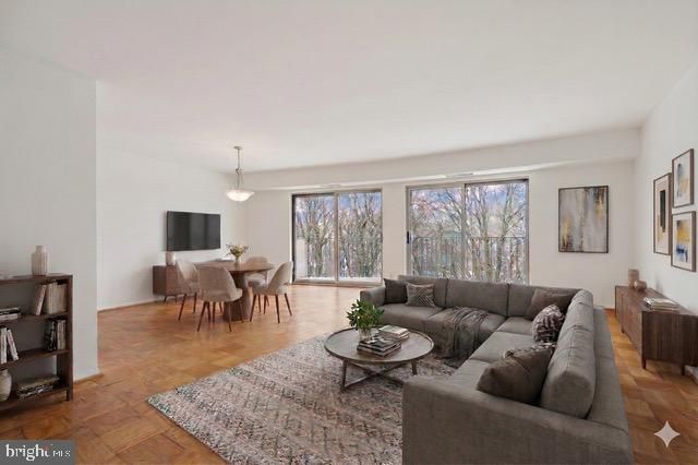9039 Sligo Creek Pw #606, Silver Spring, MD 20901
