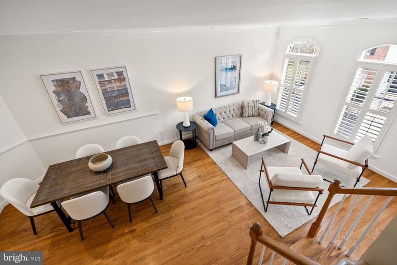 504 N Thomas St #E, Arlington, VA 22203