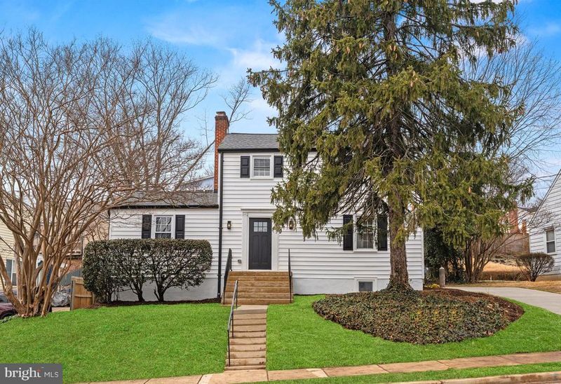 5021 24th St S, Arlington, VA 22206