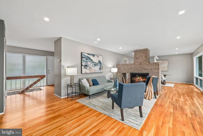 3402 Wessynton Way, Alexandria, VA 22309