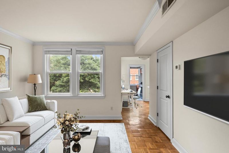 719 S Saint Asaph St #201, Alexandria, VA 22314