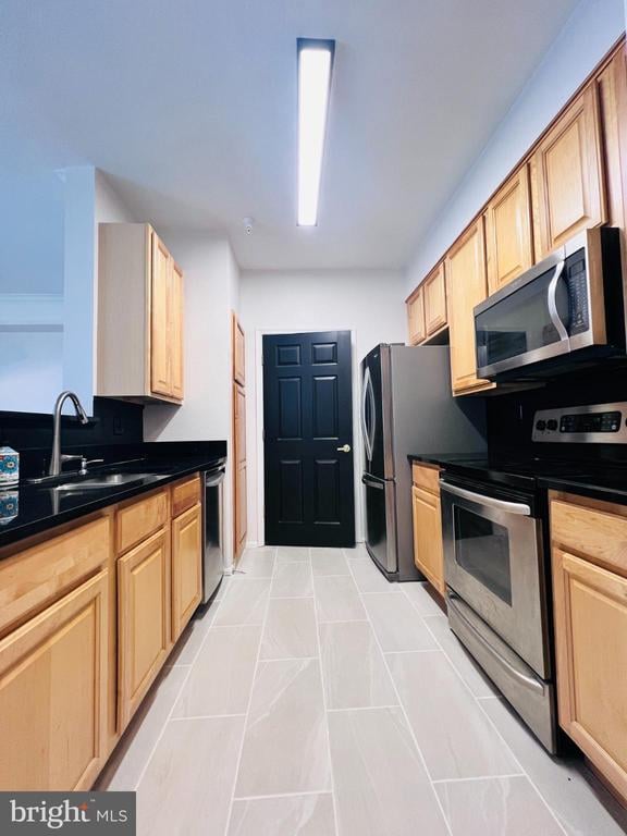 1600 Spring Gate Dr #2206, Mclean, VA 22102