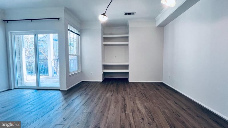 1600 Spring Gate Dr #2206, Mclean, VA 22102