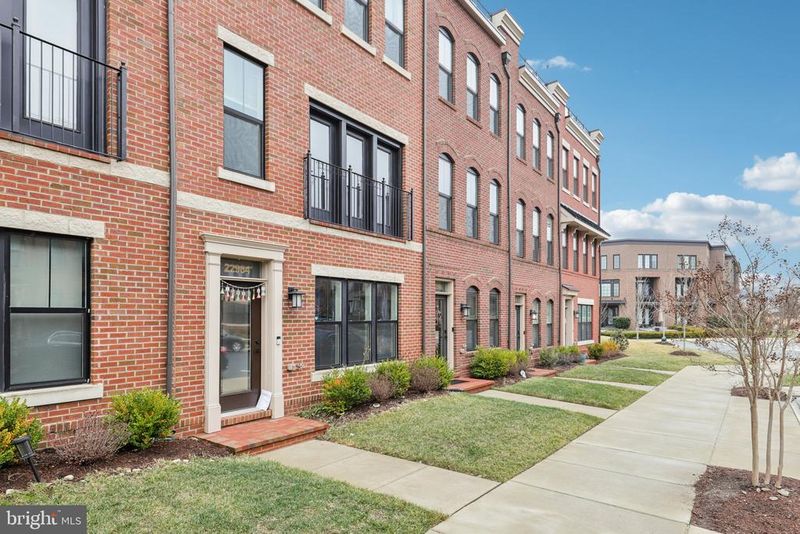 22984 Cabrillo Ter, Brambleton, VA 20148