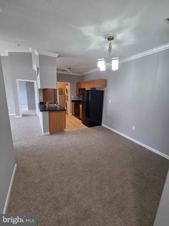13506 Derry Glen Ct #401, Germantown, MD 20874