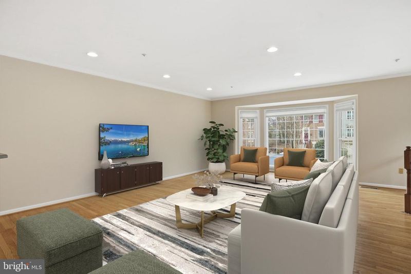 11311 Hollowstone Dr, North Bethesda, MD 20852