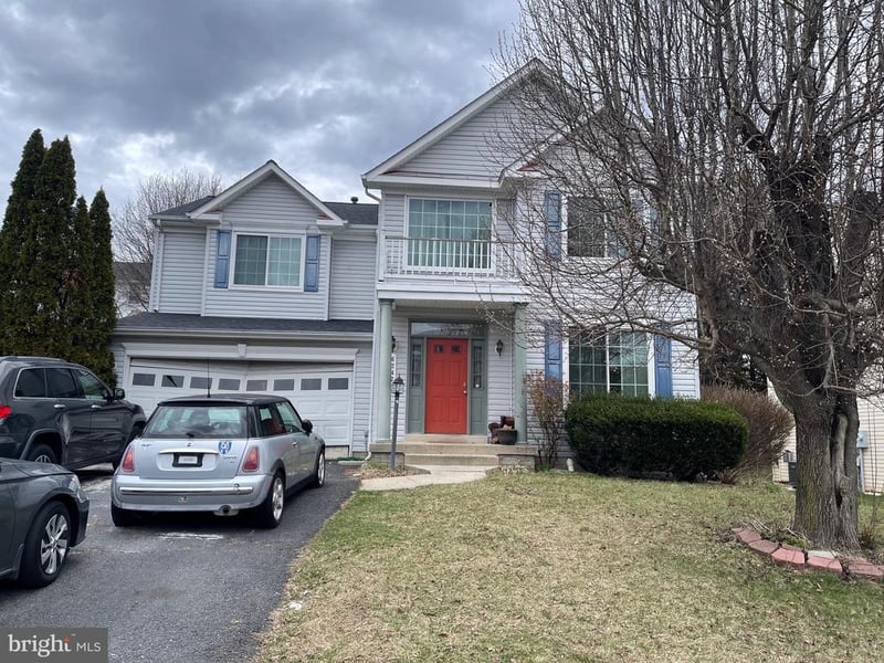 6242 Oakland Dr, Woodbridge, VA 22193