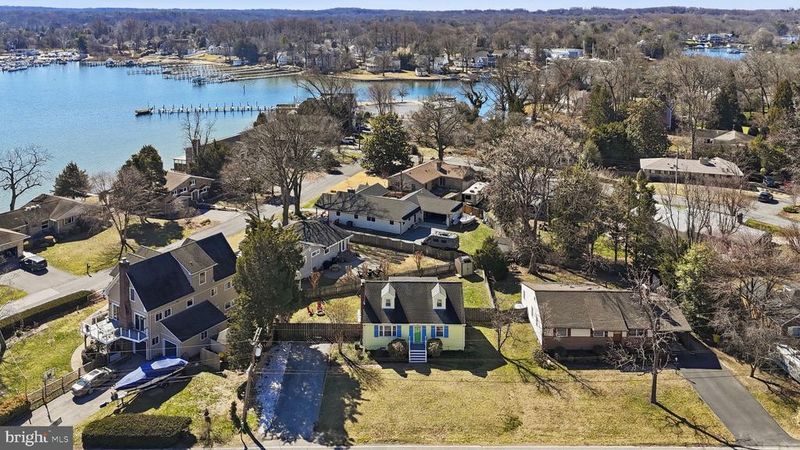 3 Giddings Ave, Severna Park, MD 21146