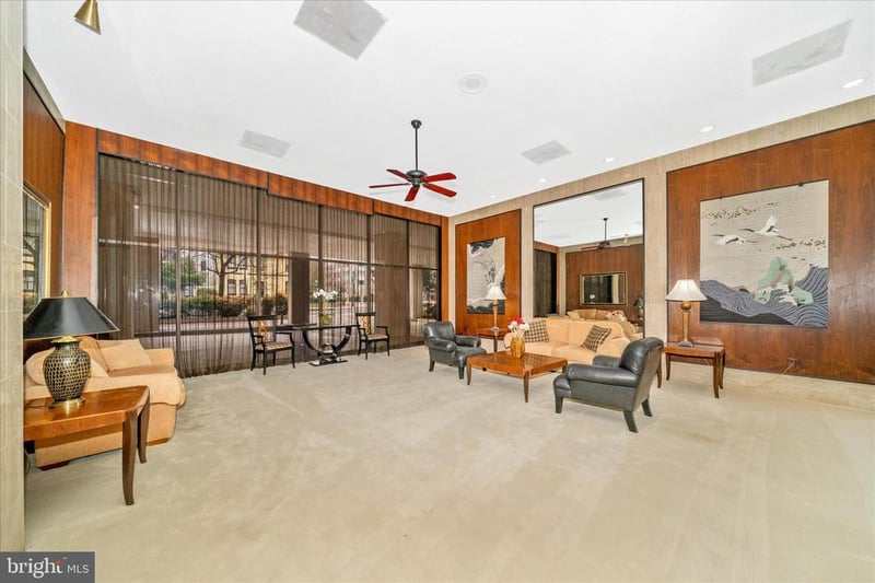 800 25th St NW #1003, Washington, DC 20037