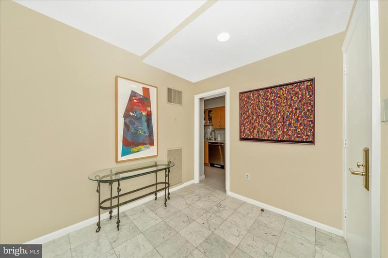800 25th St NW #1003, Washington, DC 20037