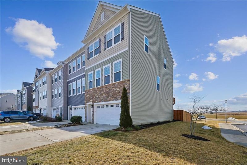 6501 Britannic Pl, Frederick, MD 21703