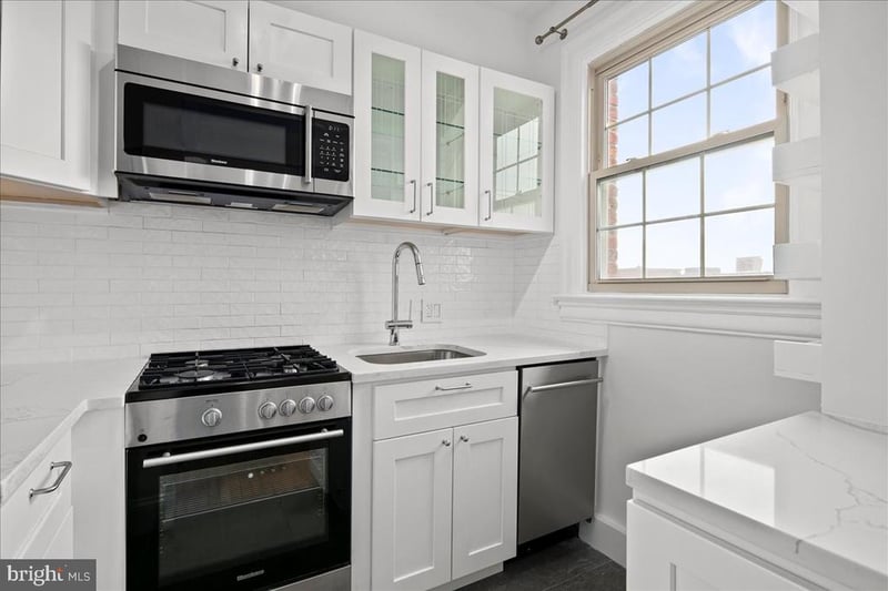 3100 Wisconsin Ave NW #406, Washington, DC 20016