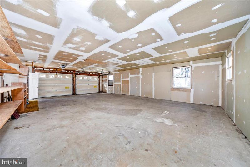 3493 Augusta Dr, Ijamsville, MD 21754