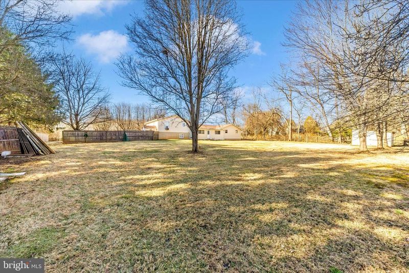 3493 Augusta Dr, Ijamsville, MD 21754