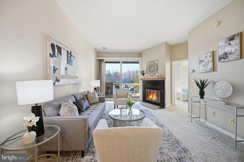 11240 Harbor Ct #11240, Reston, VA 20191