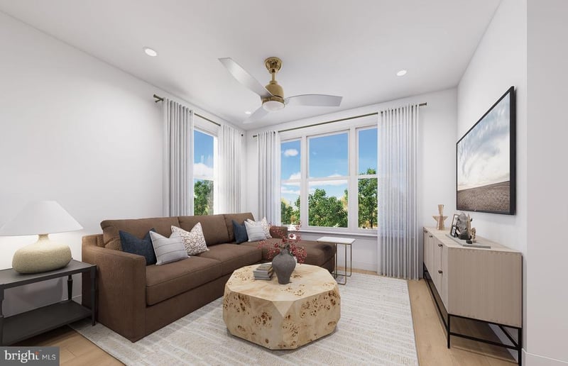 9475 Sprague Ave #412, Fairfax, VA 22031