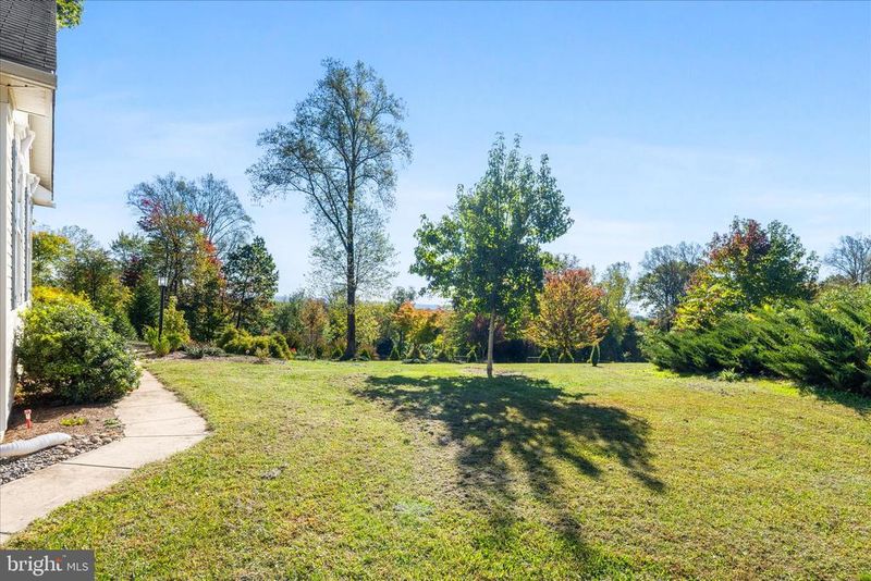 5192 Maitland Ter, Frederick, MD 21703