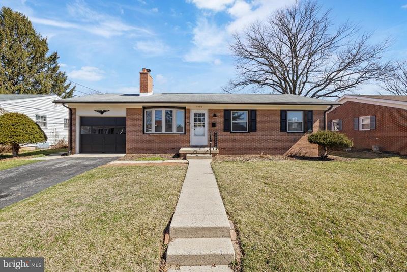 1497 W 10th St, Frederick, MD 21702