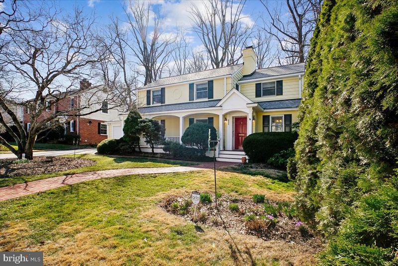 8008 Aberdeen Rd, Bethesda, MD 20814