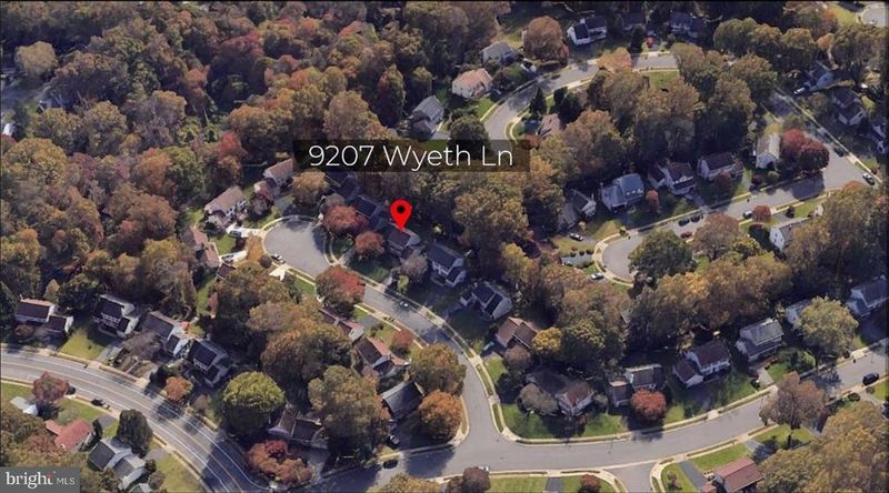 9207 Wyeth Ln, Burke, VA 22015