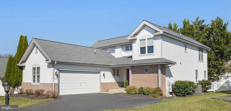 11829 Heatherfield Trl, New Market, MD 21774