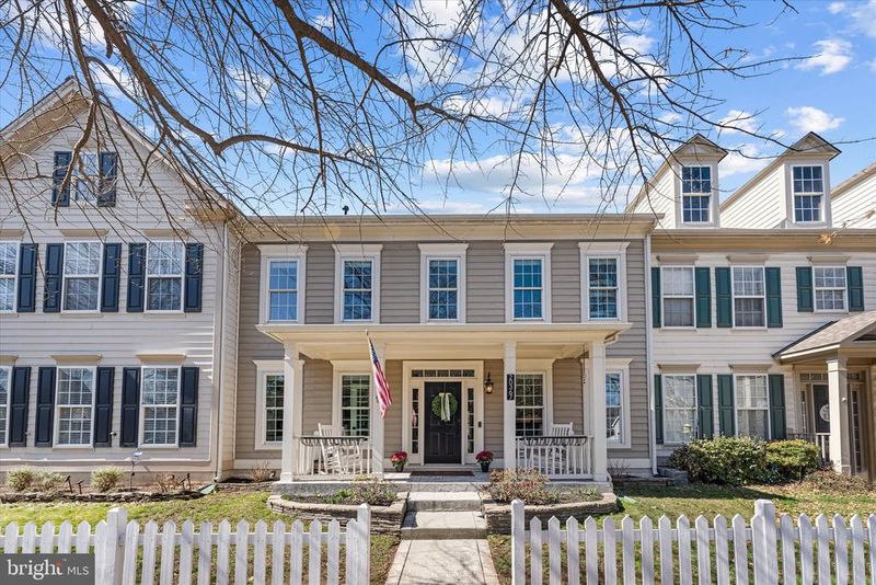 20367 Bowfonds St, Ashburn, VA 20147