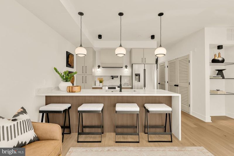 1463 Harvard St NW #PH7, Washington, DC 20009