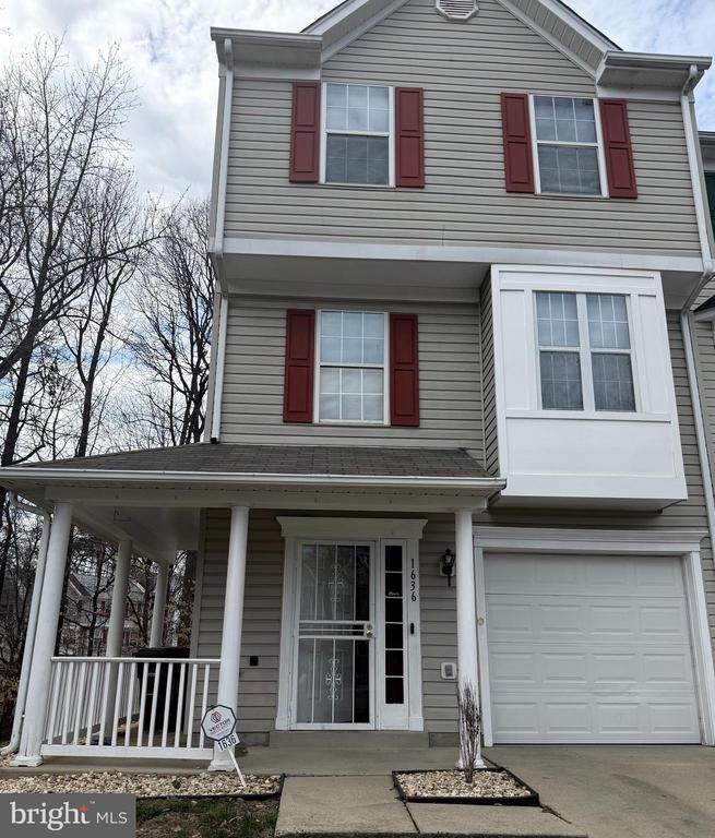 1636 Deep Gorge Ct, Oxon Hill, MD 20745