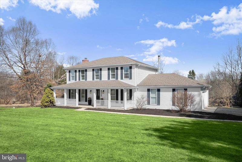 14586 Macclintock Dr, Glenwood, MD 21738