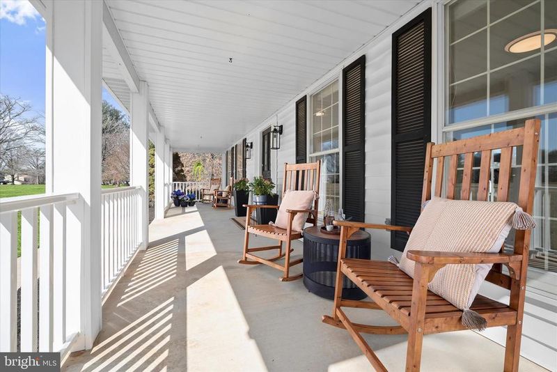 14586 Macclintock Dr, Glenwood, MD 21738