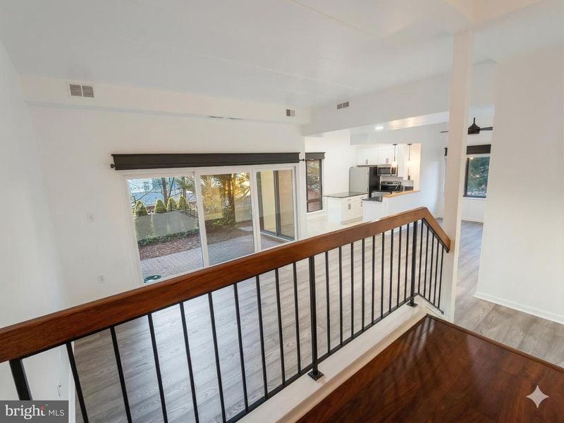 124 Roberts Ln #101, Alexandria, VA 22314