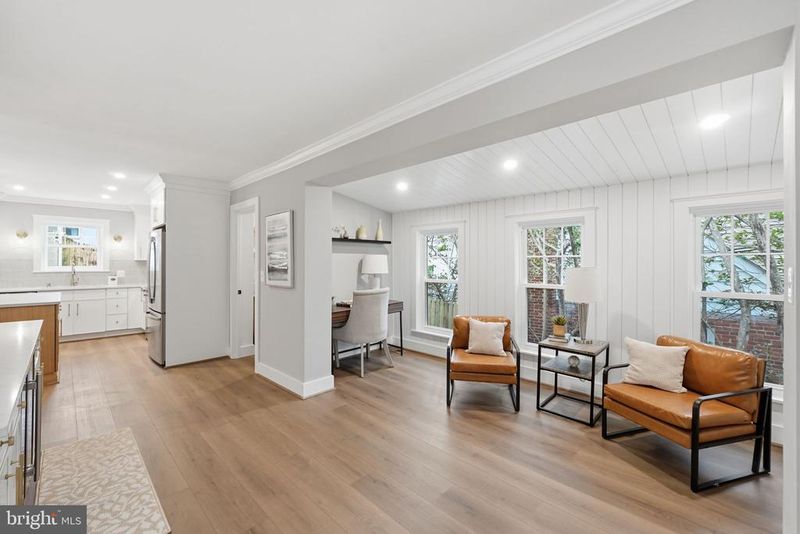 4218 Brookfield Dr, Kensington, MD 20895