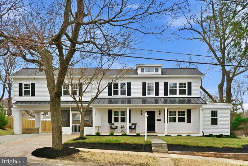 4218 Brookfield Dr, Kensington, MD 20895
