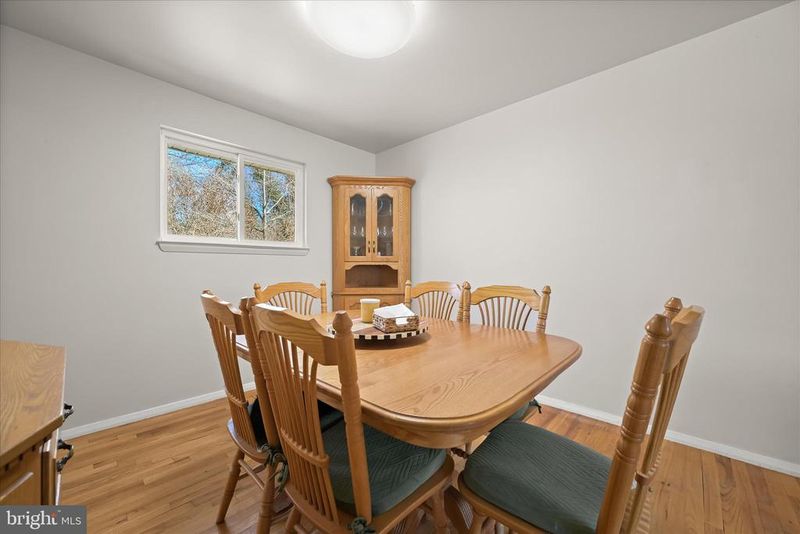 7980 Phirne Rd E, Glen Burnie, MD 21061