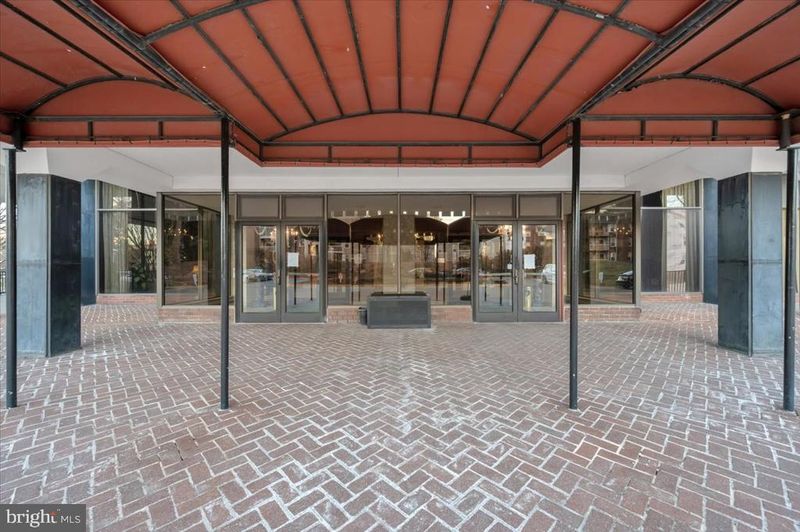 9701 Fields Rd #2206, Gaithersburg, MD 20878