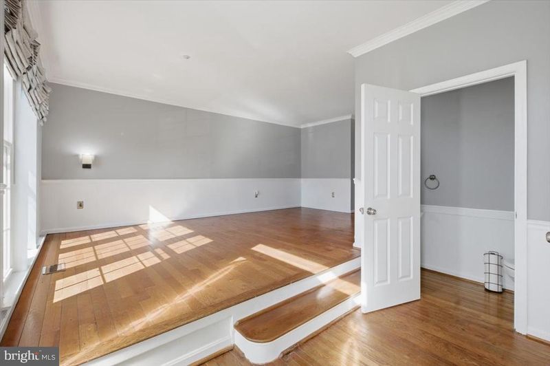 202 Heritage Ct, Walkersville, MD 21793