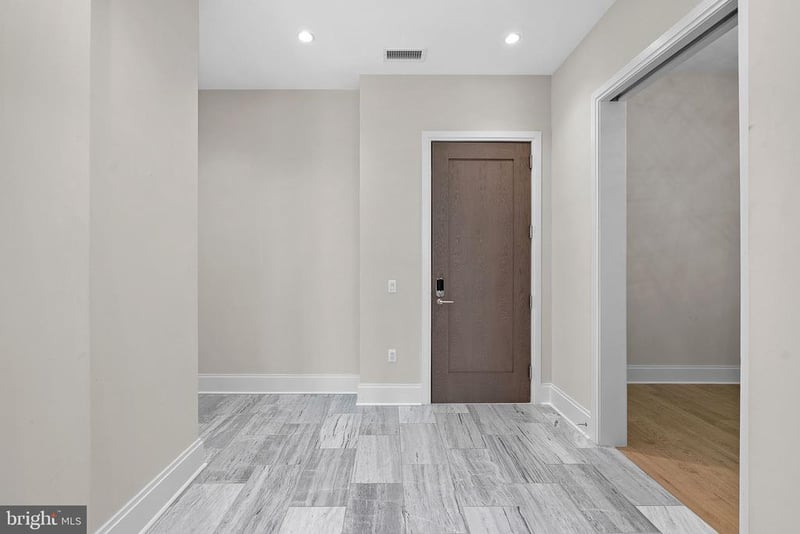 7887 Jones Branch Dr #1701, Mclean, VA 22102