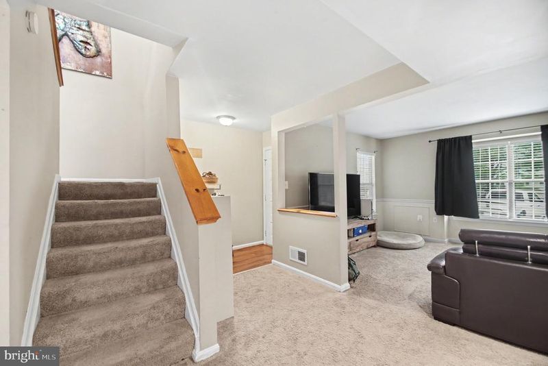 15318 Inlet Pl, Dumfries, VA 22025
