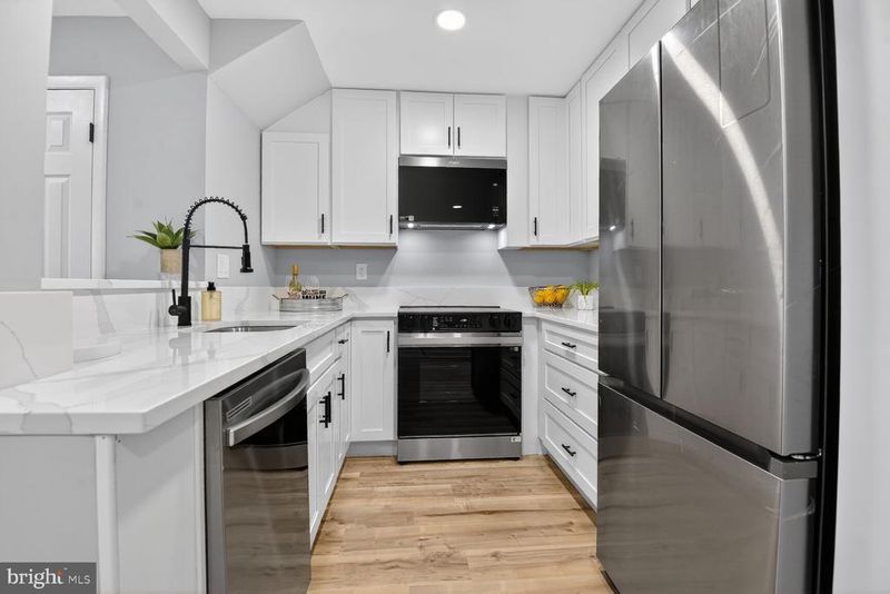 11407 Hawks Ridge Ter #77, Germantown, MD 20876