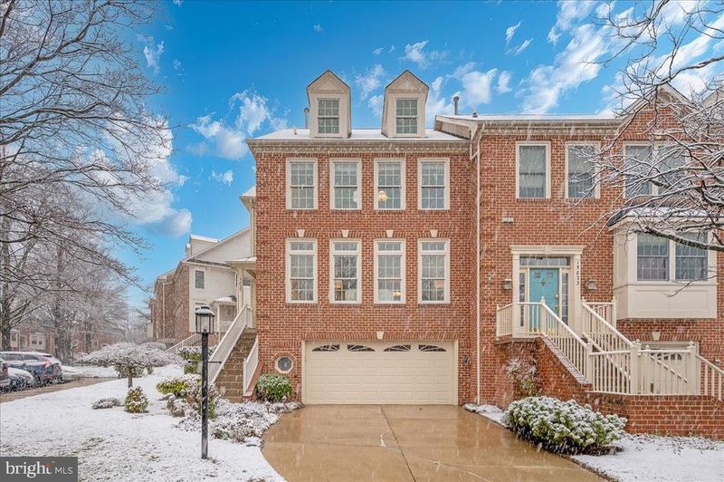 15825 Glacier Ct, North Potomac, MD 20878