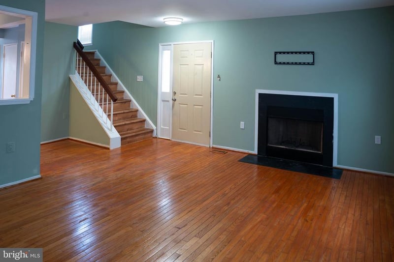 8654 Venoy Ct, Alexandria, VA 22309