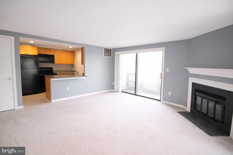 9836 Hellingly Pl #106, Montgomery Village, MD 20886