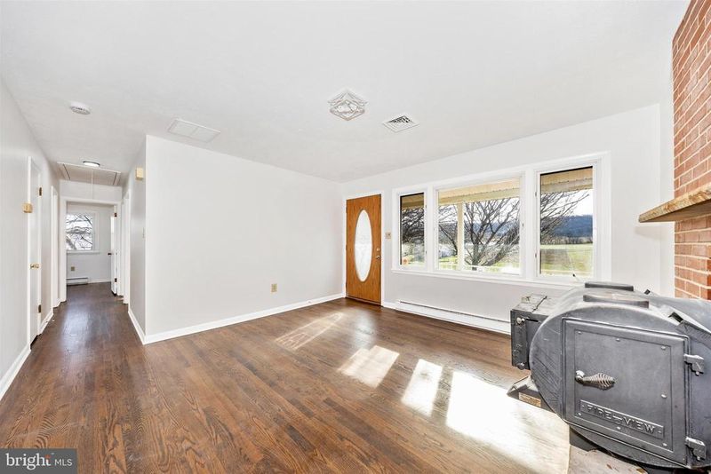 3648 Lander Rd, Jefferson, MD 21755