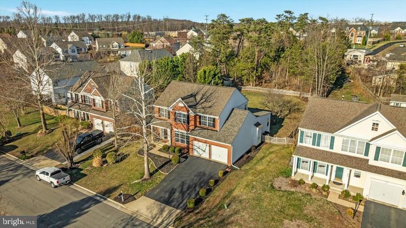 9231 Glen Meadow Ln, Bristow, VA 20136